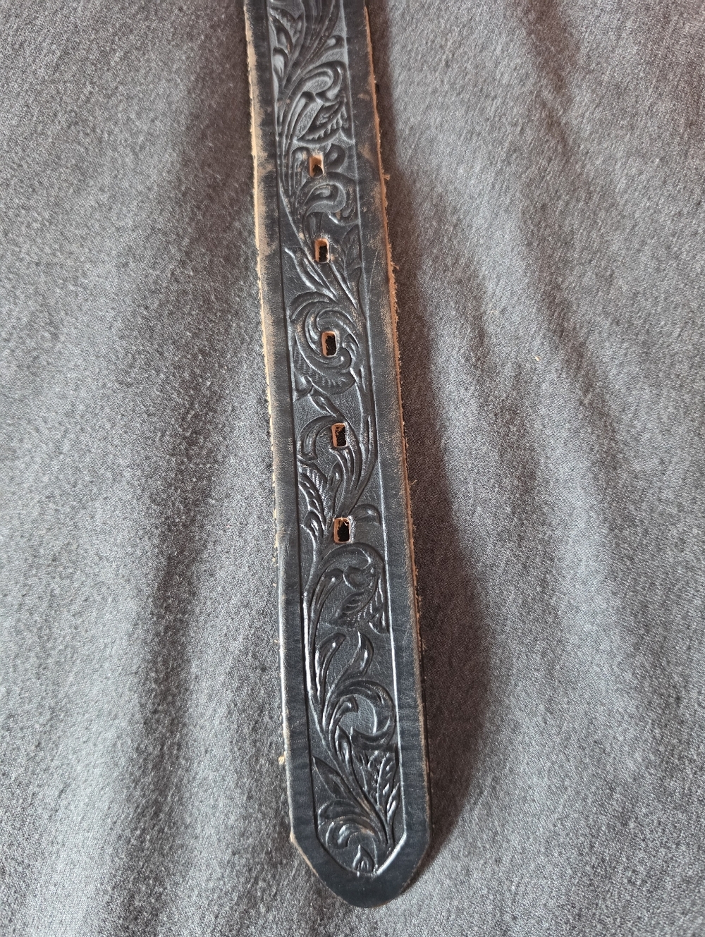 Cowgirl Black Belt With Silver Filigree Buckle And Tooled Leather - Picture 6 of 6